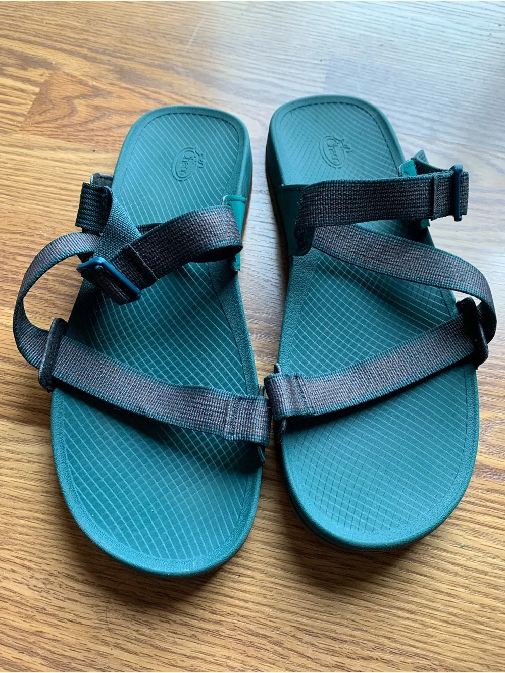 Chaco Men's Teal Footbed Sandals Slippers Like New Size 13 Summer Shoes